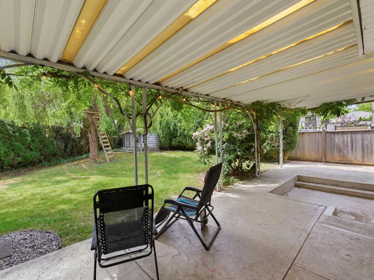 2161 153a Street, Surrey, BC, V4A 5Y1 - 26