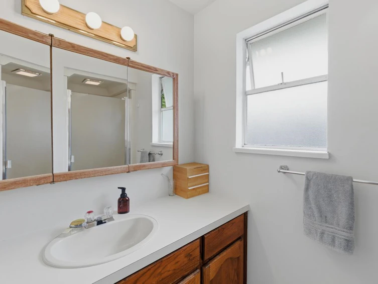 2161 153a Street, Surrey, BC, V4A 5Y1 - 21