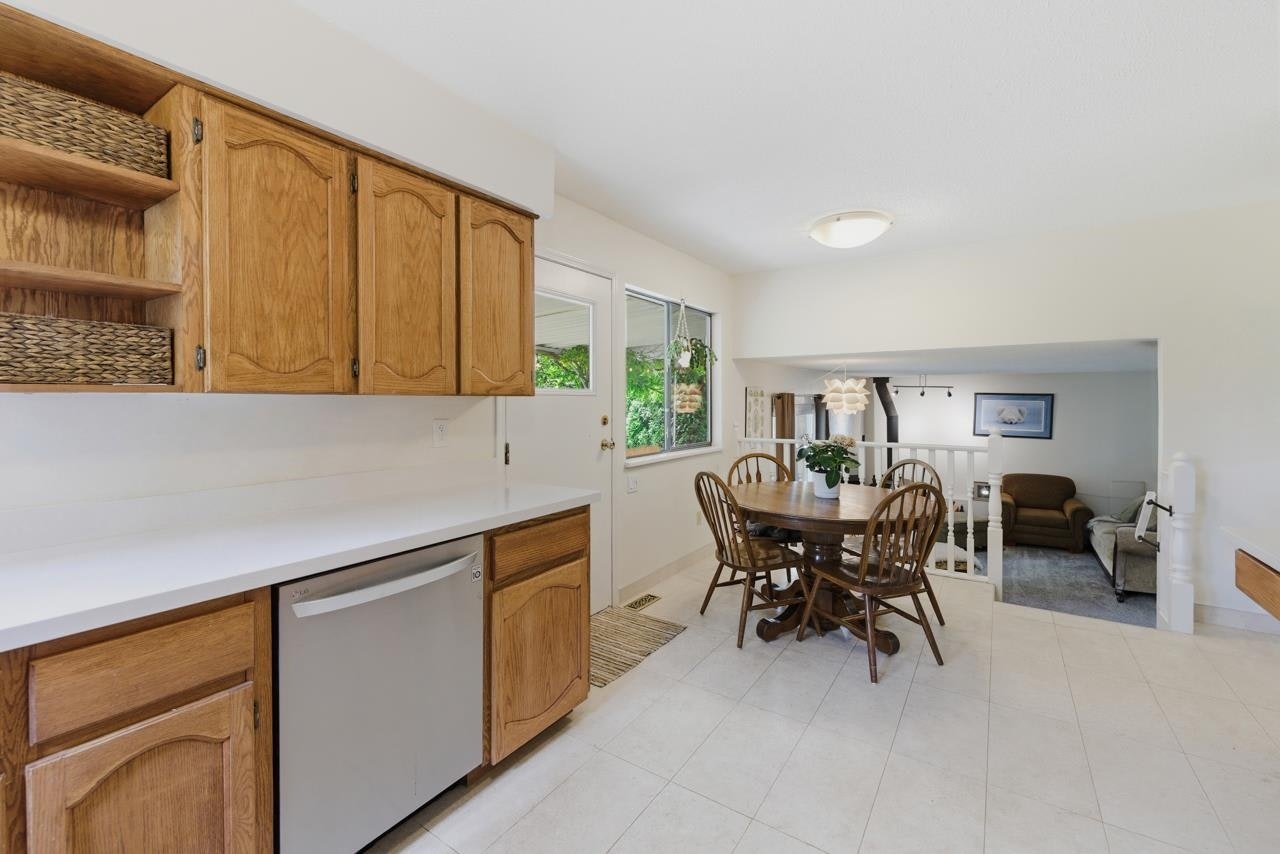 2161 153a Street, Surrey, BC, V4A 5Y1 - 12