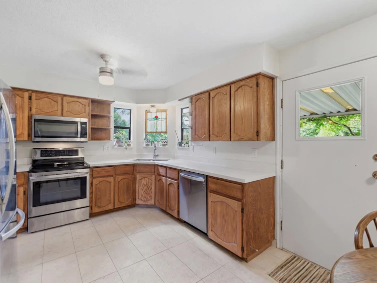 2161 153a Street, Surrey, BC, V4A 5Y1 - 9