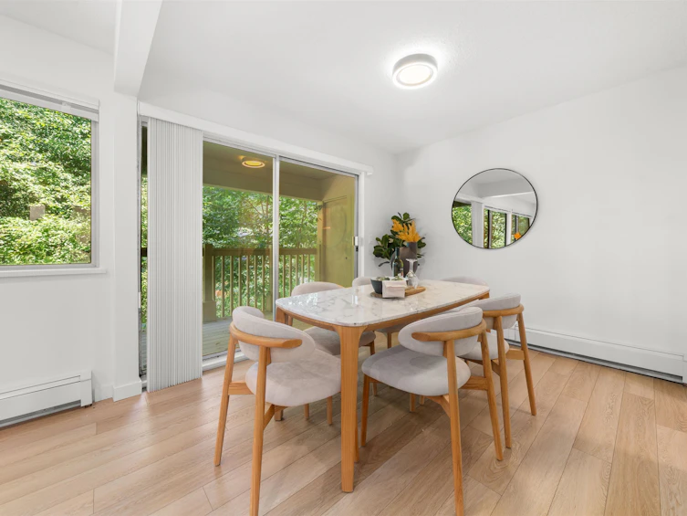 879 Westview Crescent, North Vancouver, BC, V7N 2L5 - 9