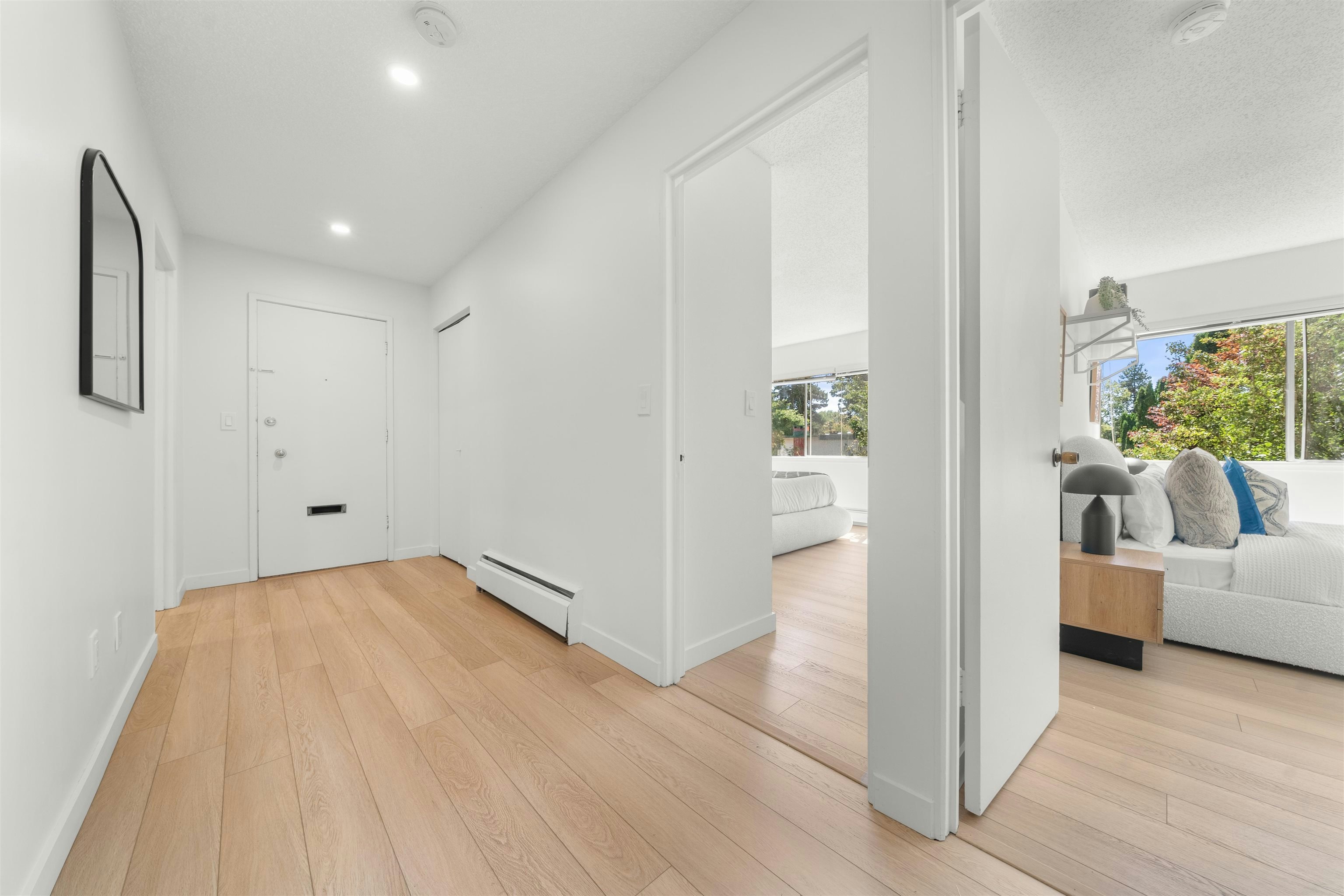 879 Westview Crescent, North Vancouver, BC, V7N 2L5 - 17