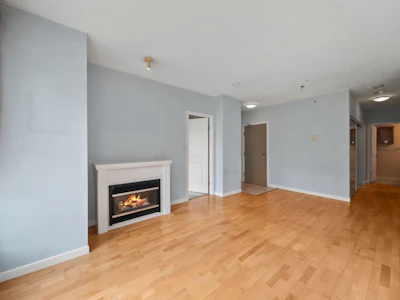 101-850 Royal Avenue - 4