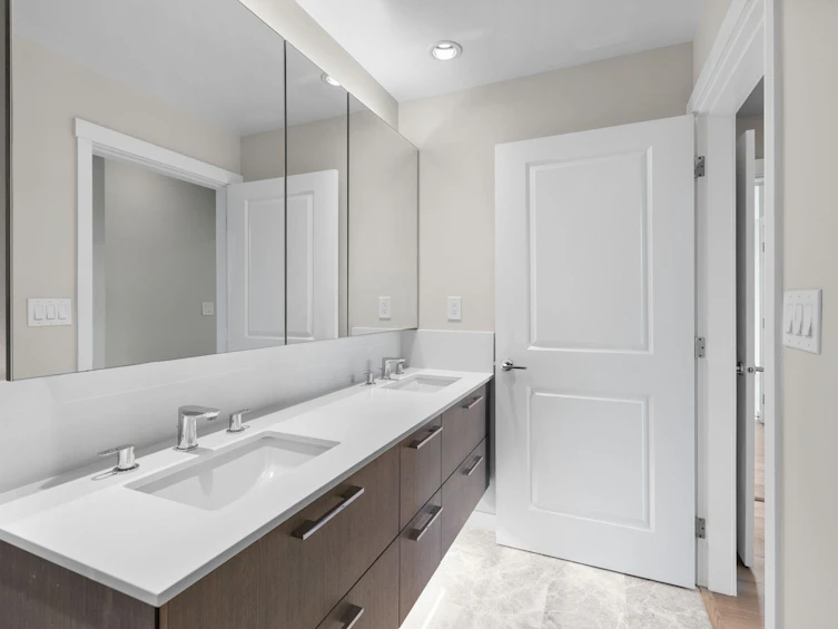 313-5687 Gray Avenue, Vancouver, BC, V6S 0K7 - 24