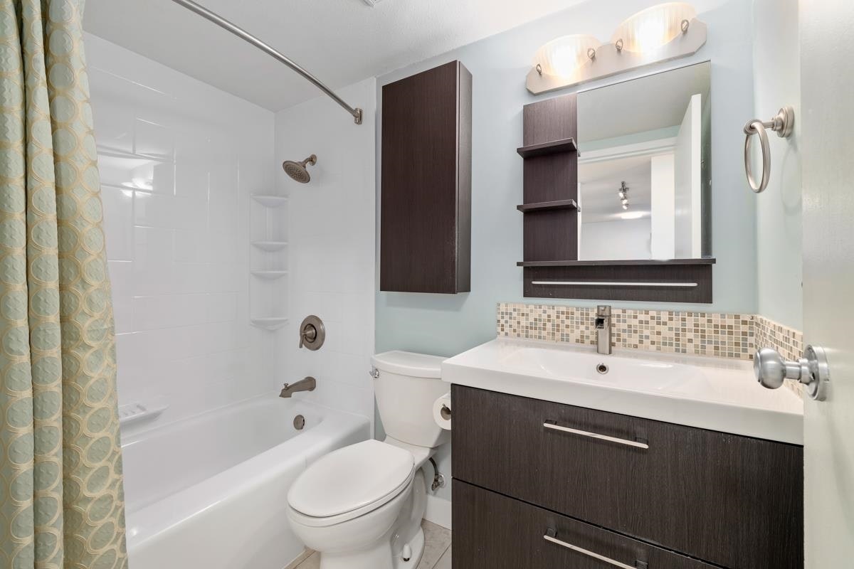 407-9857 Manchester Drive, Burnaby, BC, V3N 4P6 - 21