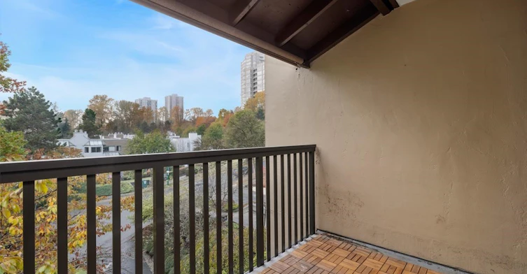 407-9857 Manchester Drive, Burnaby, BC, V3N 4P6 - 14