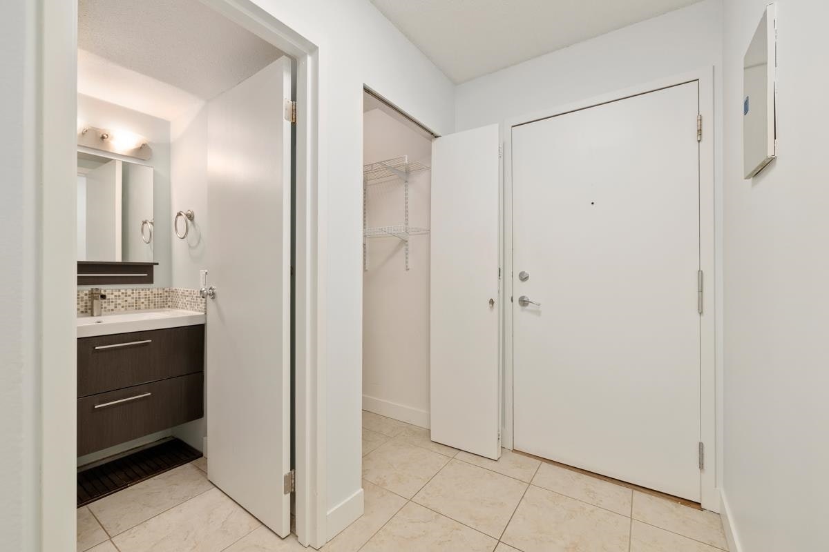 407-9857 Manchester Drive, Burnaby, BC, V3N 4P6 - 20