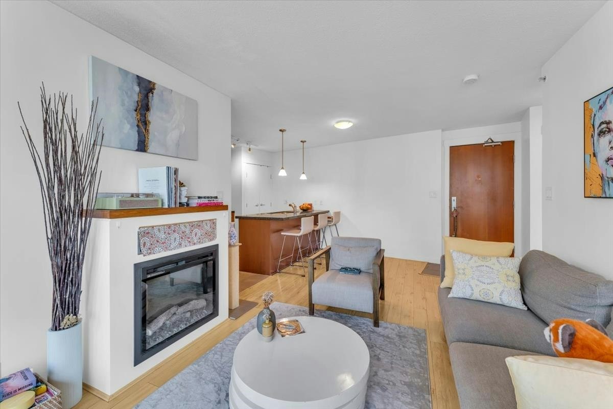 1707-1189 Melville Street, Vancouver, BC, V6E 4T8