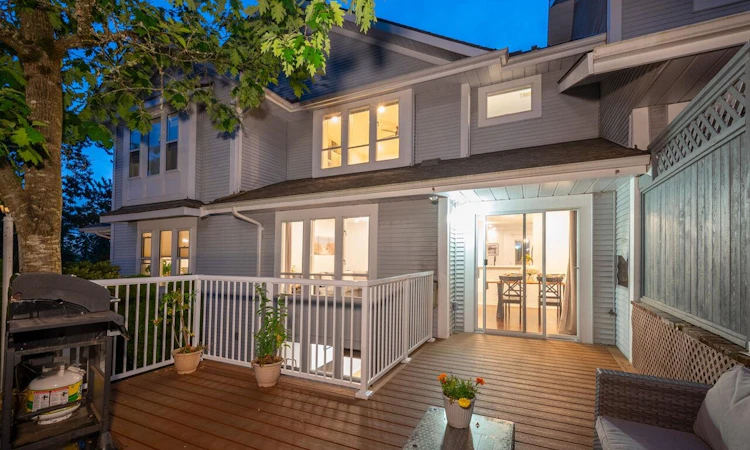 20-2590 Panorama Drive