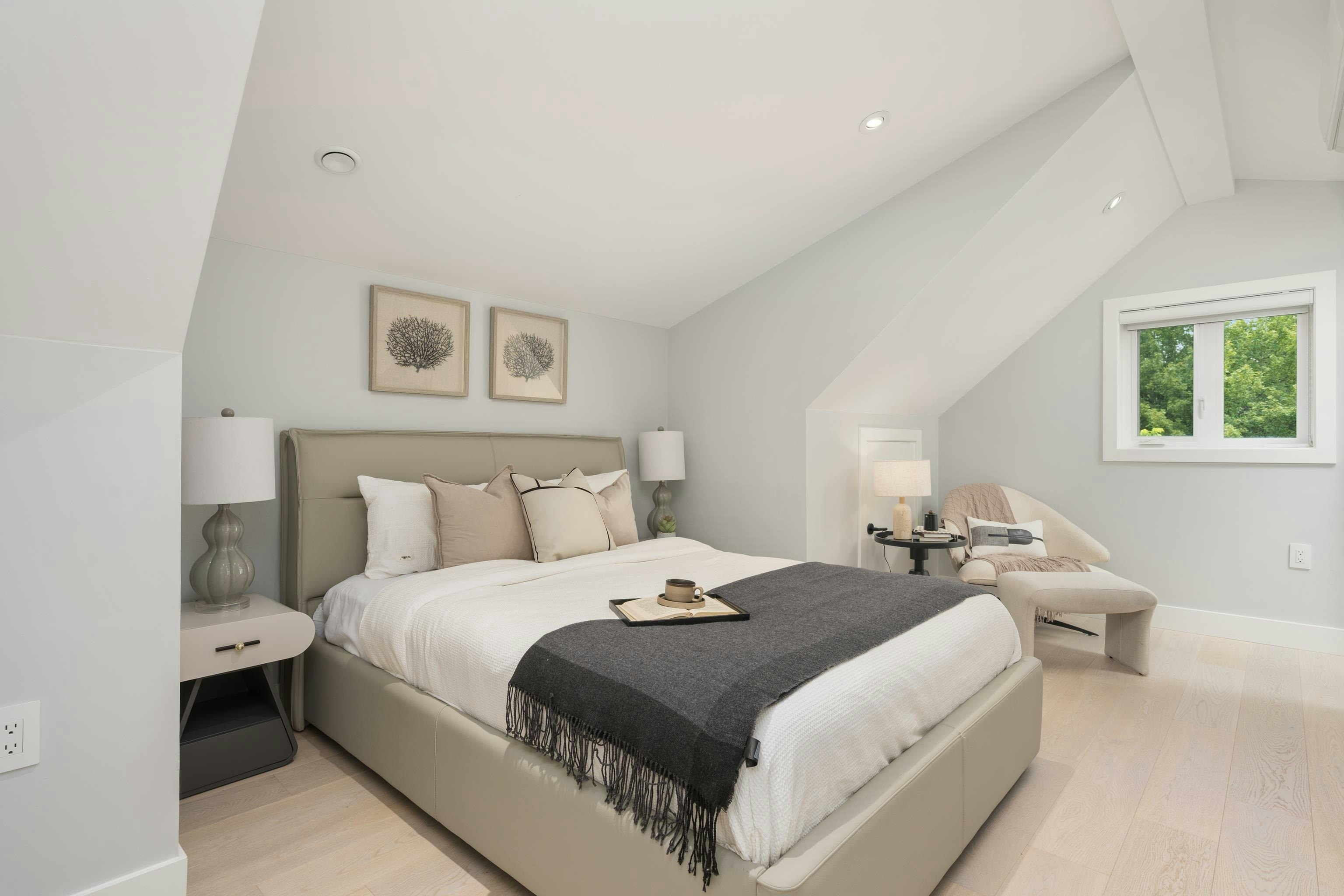 2196 E 19th Avenue, Vancouver, BC, V5N 2J6 - 5
