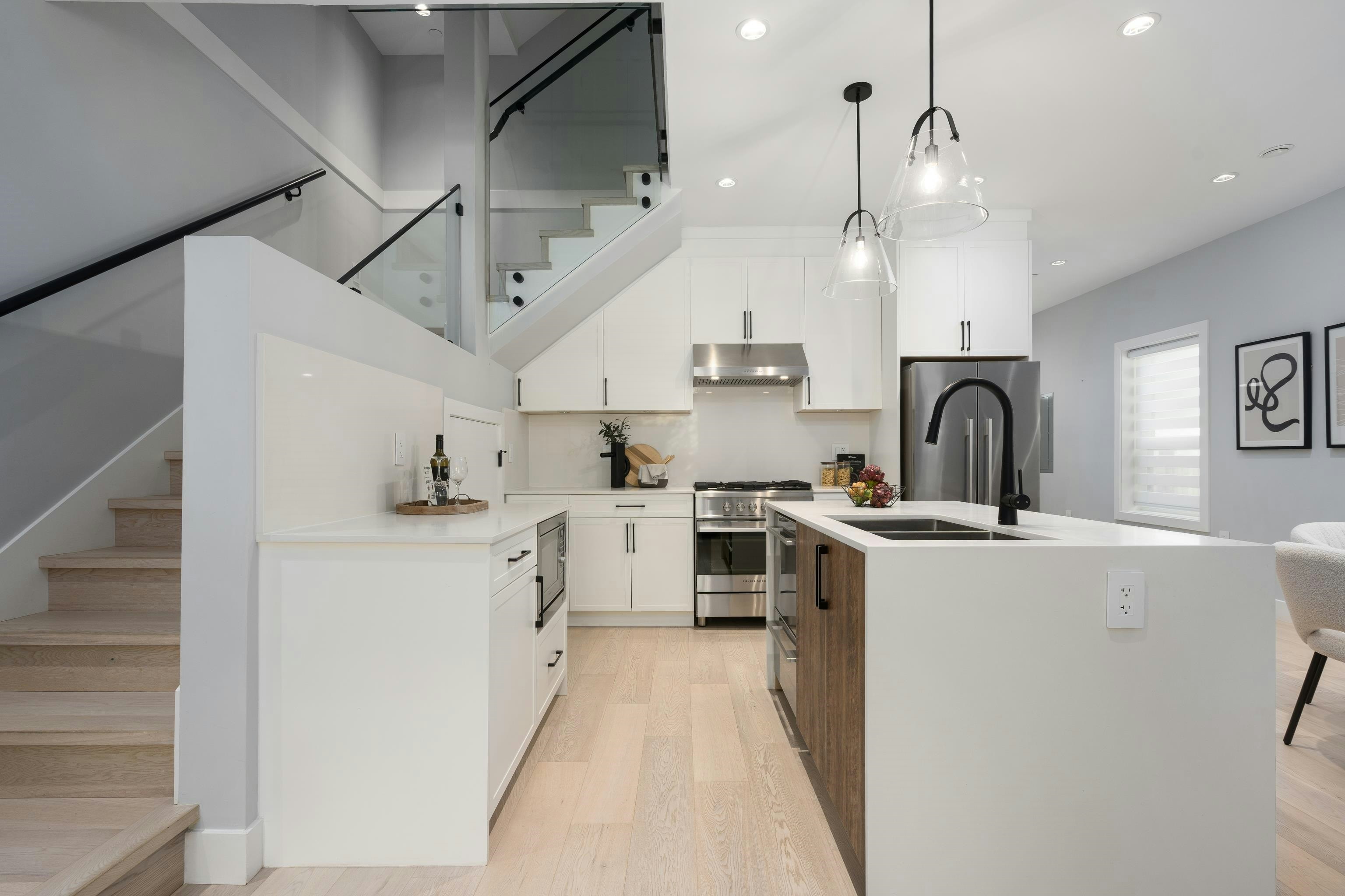 2196 E 19th Avenue, Vancouver, BC, V5N 2J6 - 11