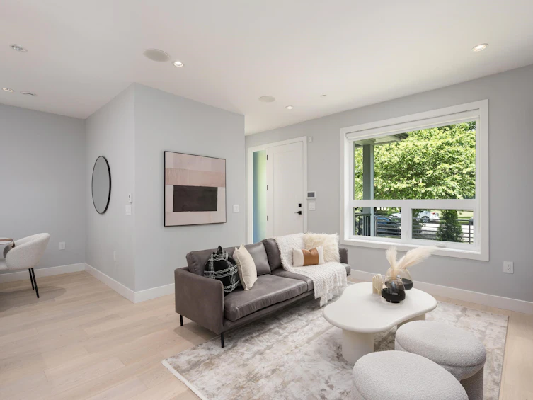 2196 E 19th Avenue, Vancouver, BC, V5N 2J6 - 10