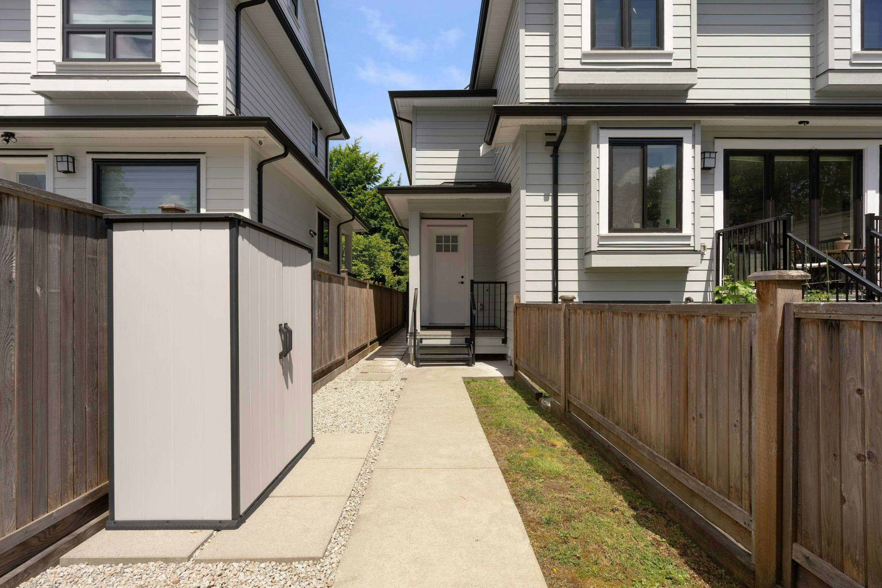 2196 E 19th Avenue, Vancouver, BC, V5N 2J6 - 22