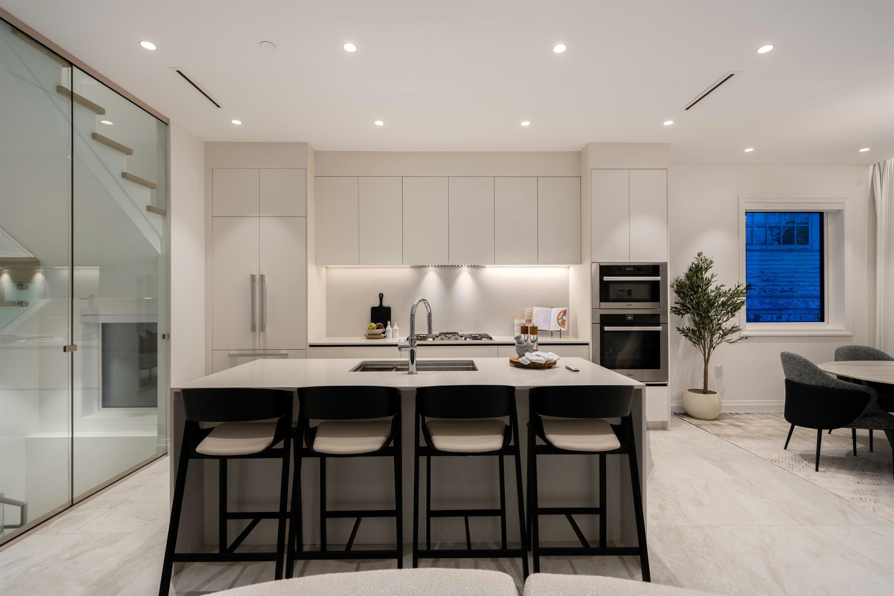 4007 W 19th Avenue, Vancouver, BC, V6S 1E2 - 11