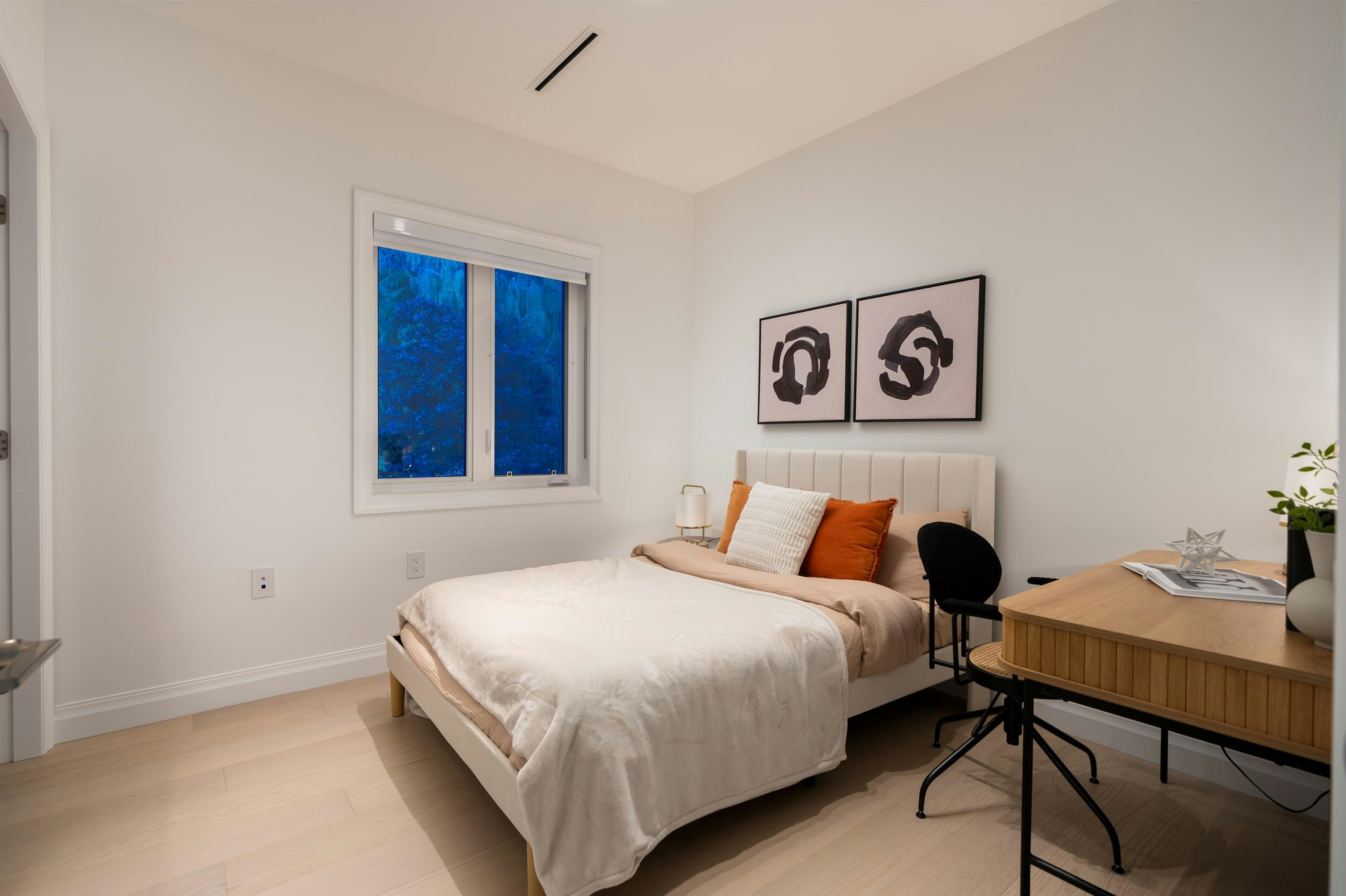 4007 W 19th Avenue, Vancouver, BC, V6S 1E2 - 19