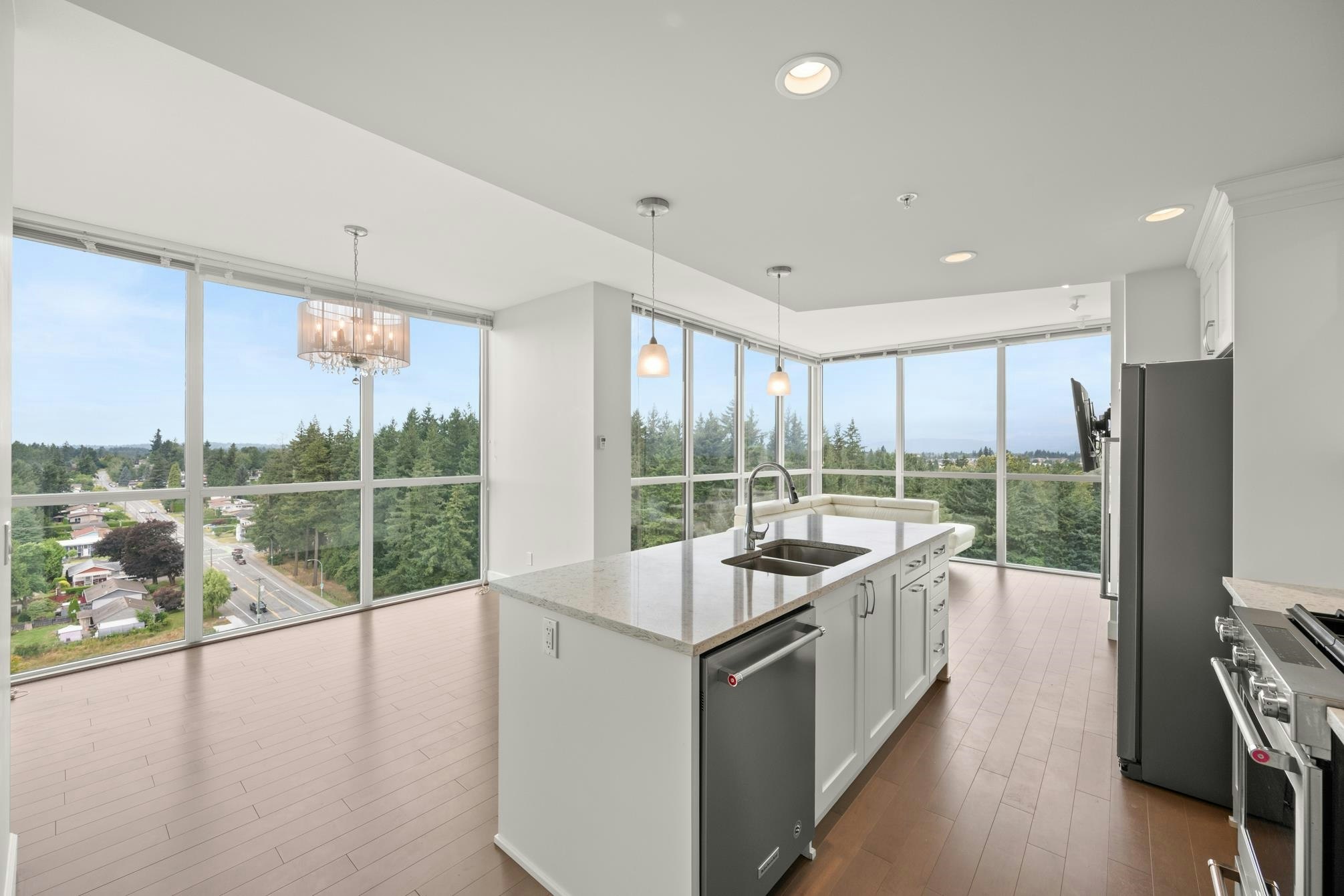 1201-2180 Gladwin Road - 5
