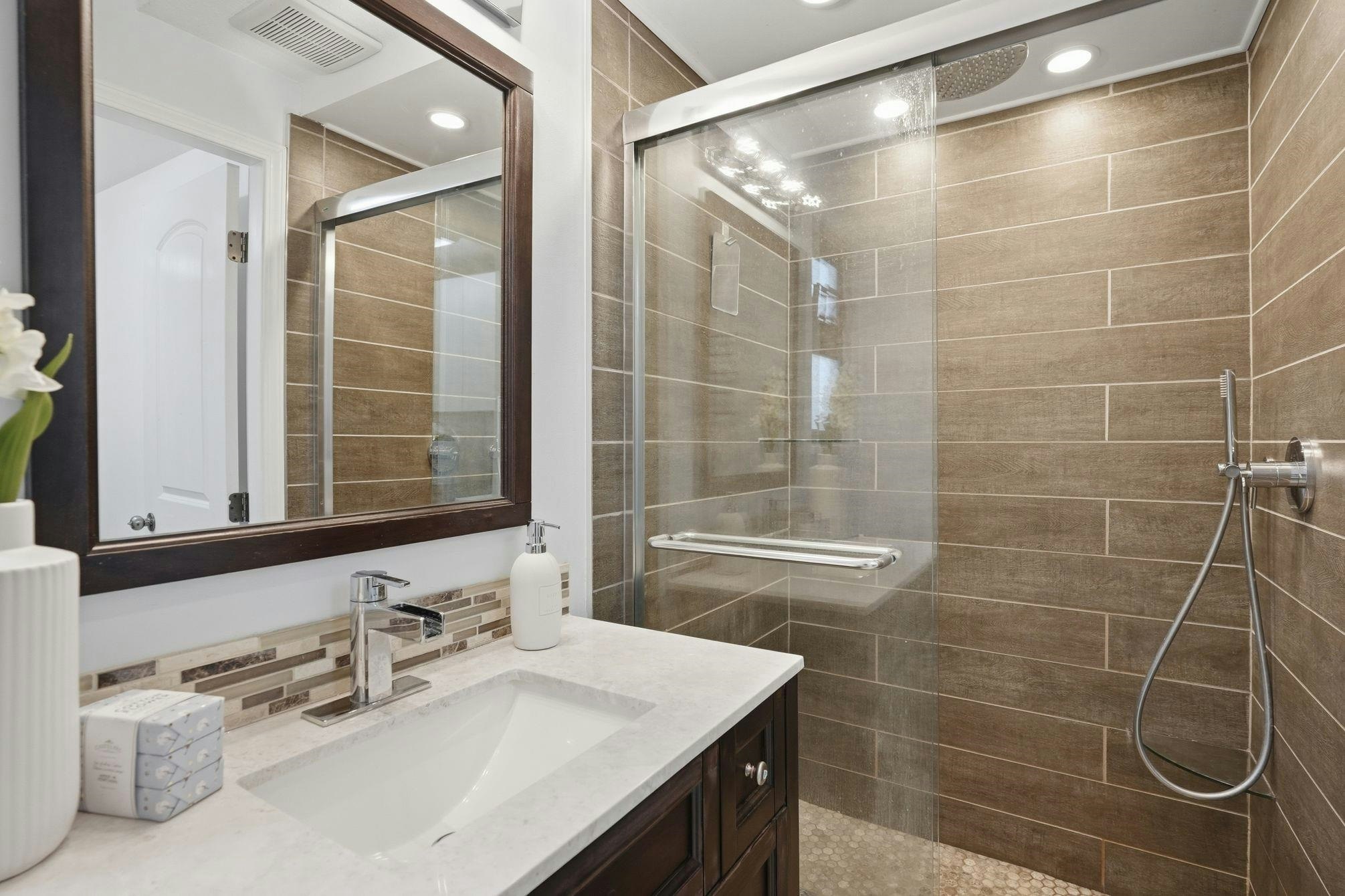 11837 Alderwood Crescent, Delta, BC, V4E 3E4 - 7