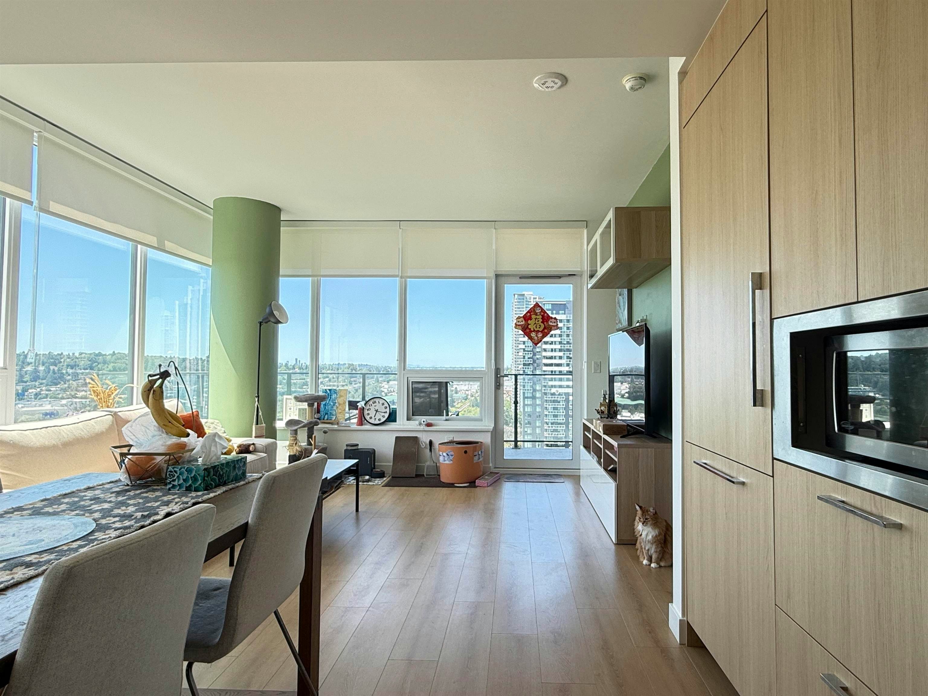 15xx-2425 Alpha Street, Burnaby, BC, V5C 0N6 - 3