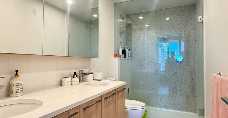 15xx-2425 Alpha Street, Burnaby, BC, V5C 0N6 - 10