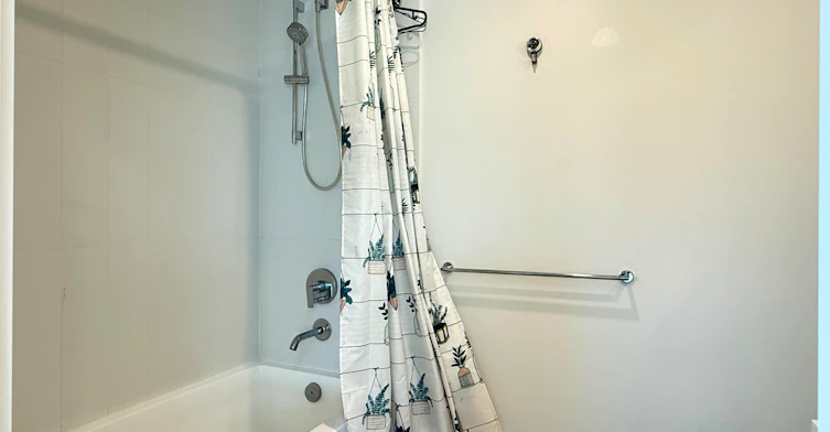 15xx-2425 Alpha Street, Burnaby, BC, V5C 0N6 - 12