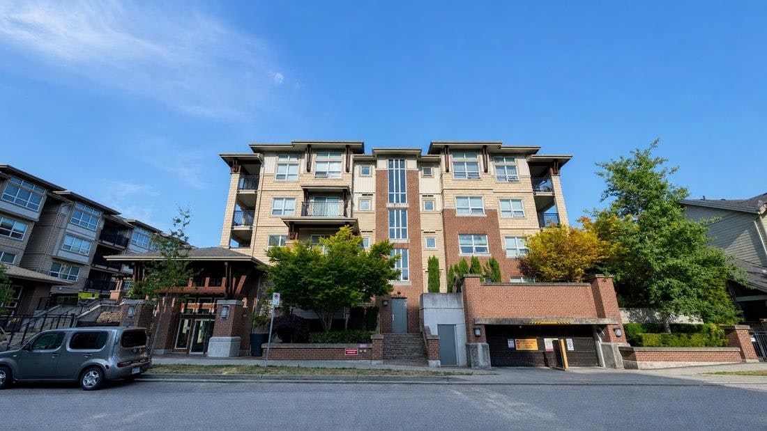 212-6828 Eckersley Road - 2