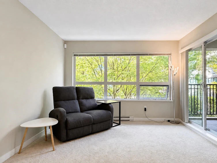 212-6828 Eckersley Road, Richmond, BC, V6Y 0E8 - 6