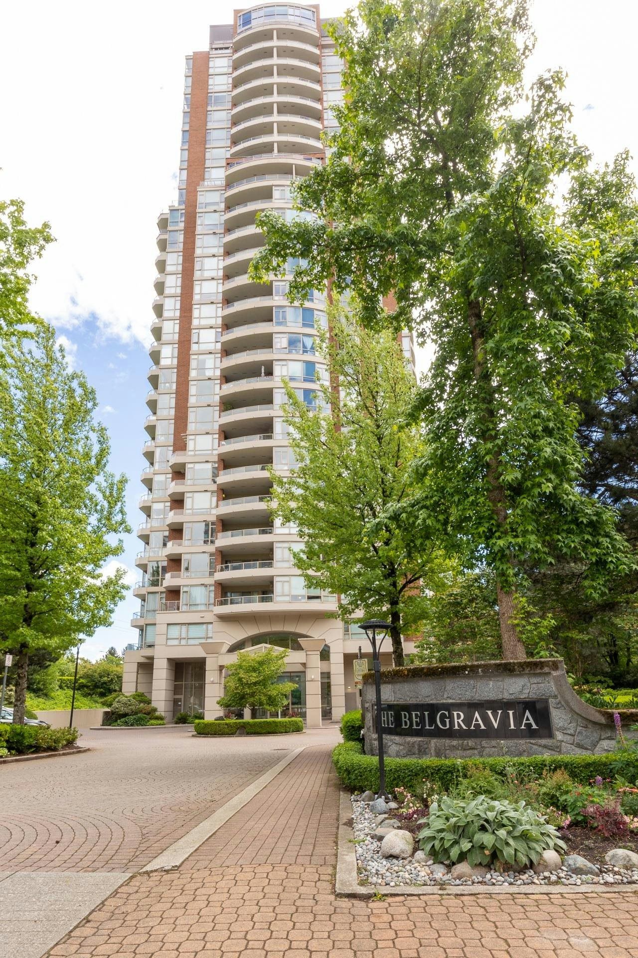 303-6838 Station Hill Drive, Burnaby, BC, V3N 5A4