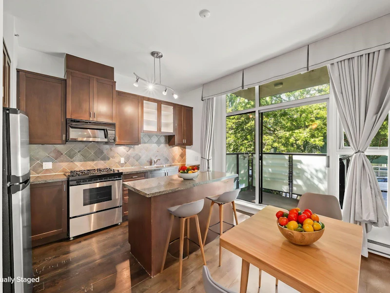 205 - 8988 Hudson Street, Vancouver BC V6P 6Z1