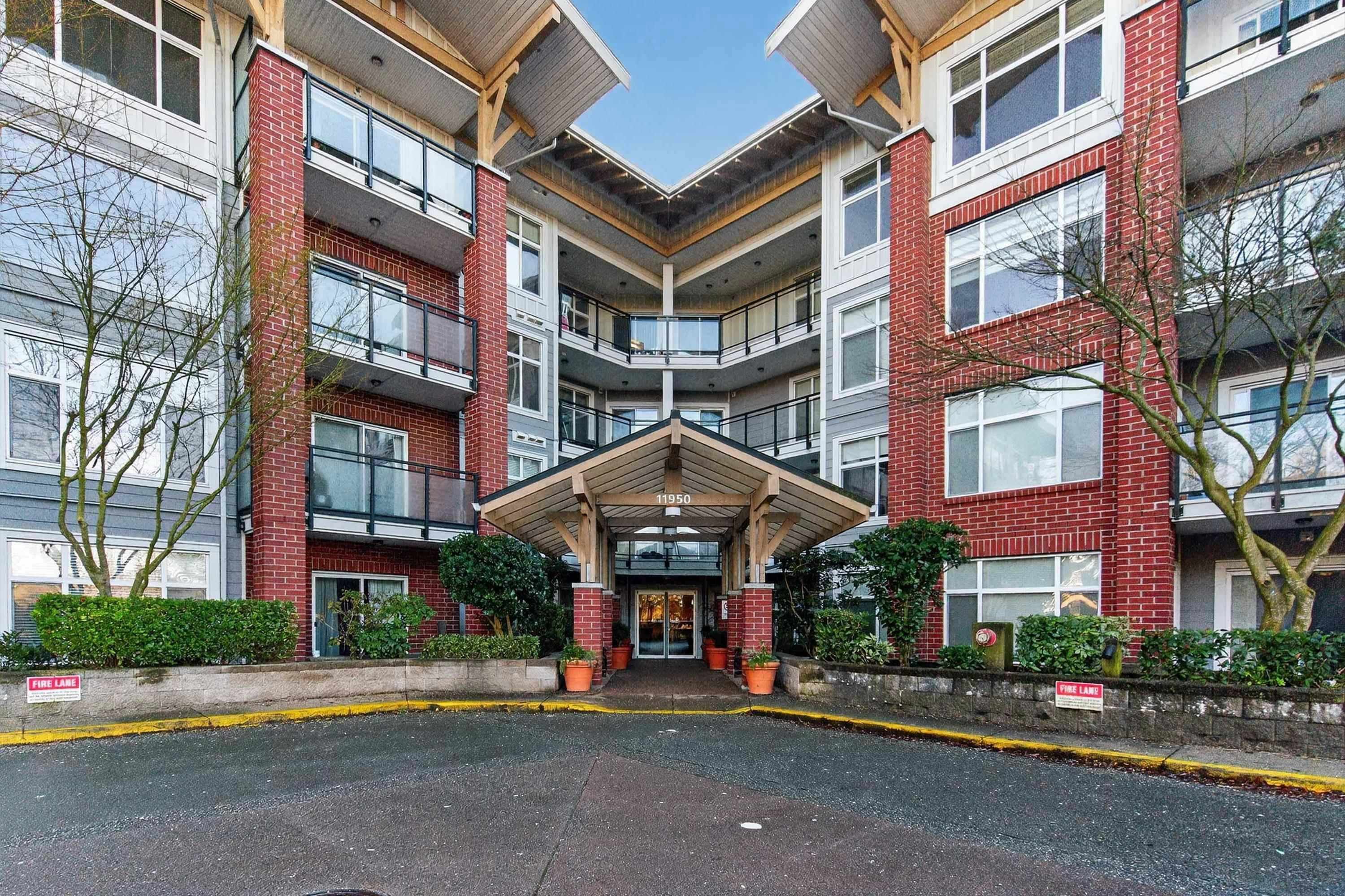 201-11950 Harris Road, Pitt Meadows, BC, V3Y 0B7 - 2