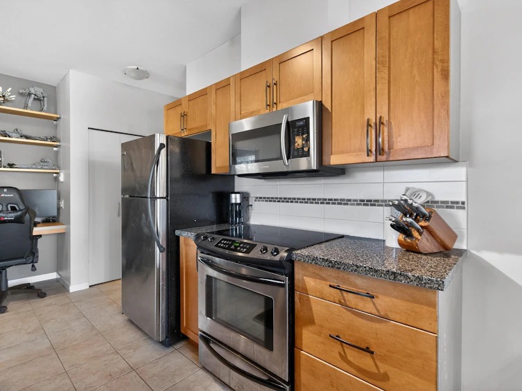 201-11950 Harris Road, Pitt Meadows, BC, V3Y 0B7 - 6