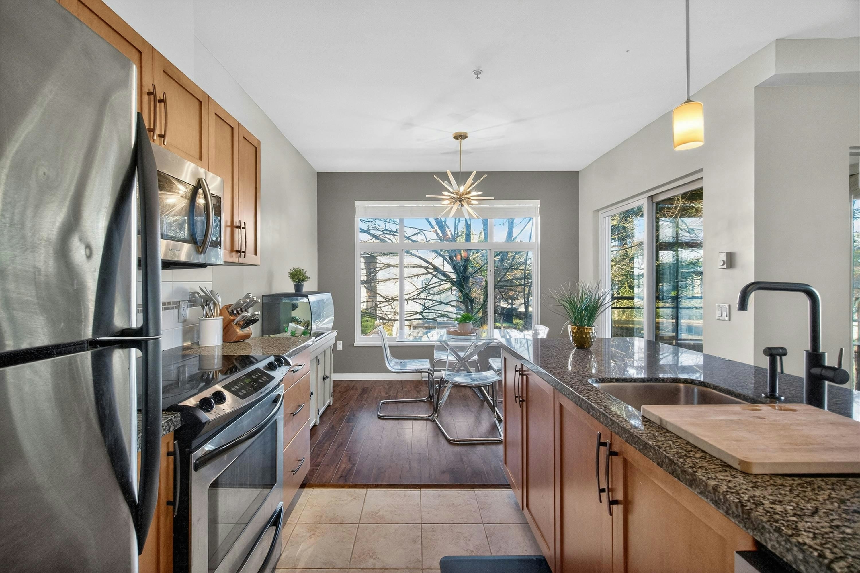 201-11950 Harris Road, Pitt Meadows, BC, V3Y 0B7 - 5