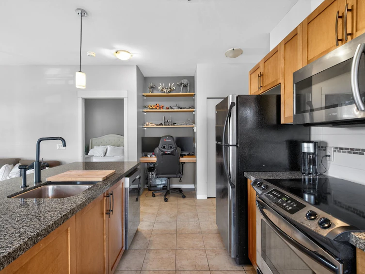 201-11950 Harris Road, Pitt Meadows, BC, V3Y 0B7 - 13
