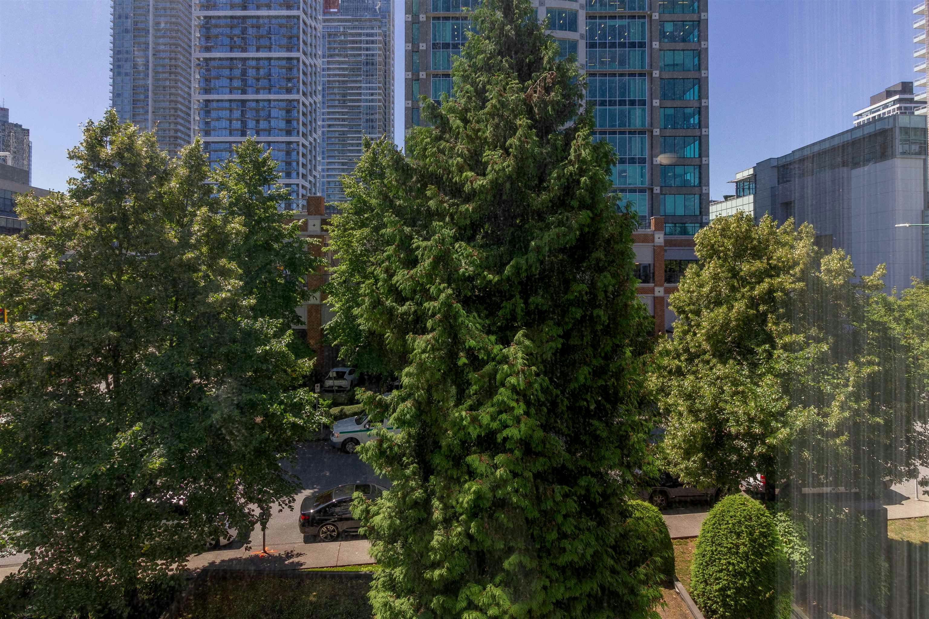 501-4567 Hazel Street, Burnaby, BC, V5H 4V4 - 12