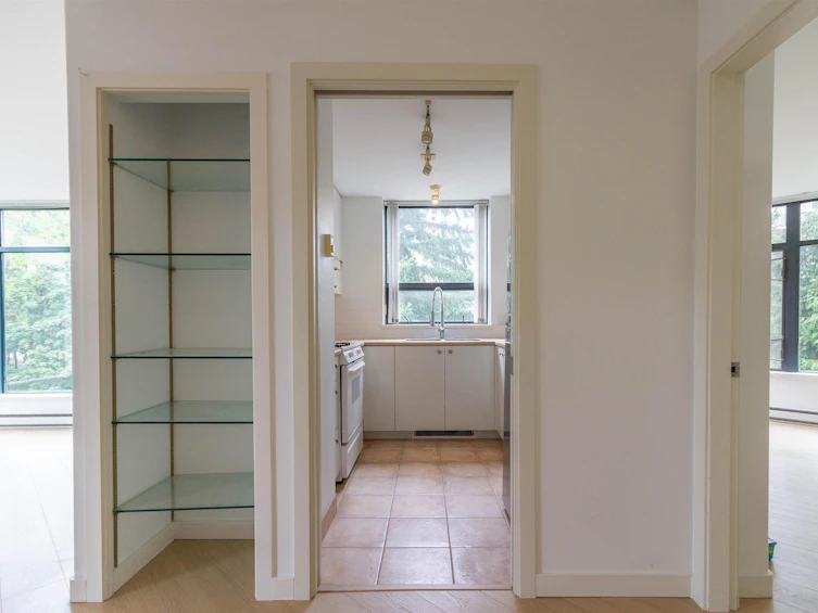 501-4567 Hazel Street, Burnaby, BC, V5H 4V4 - 6