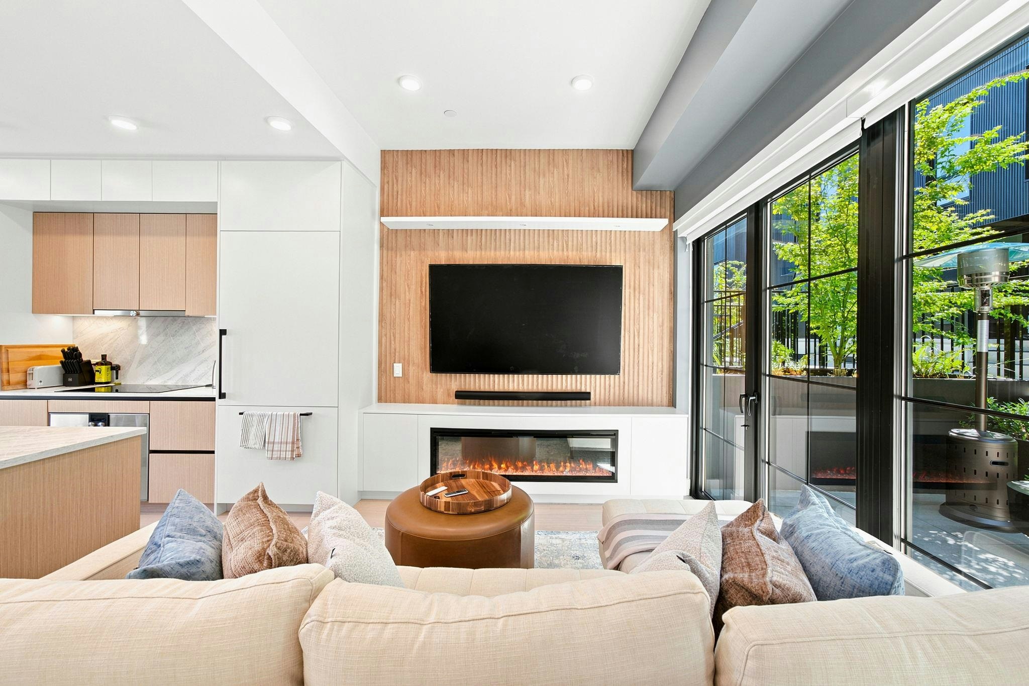 109-555 W 28 Avenue, Vancouver, BC, V5Z 2H2 - 2