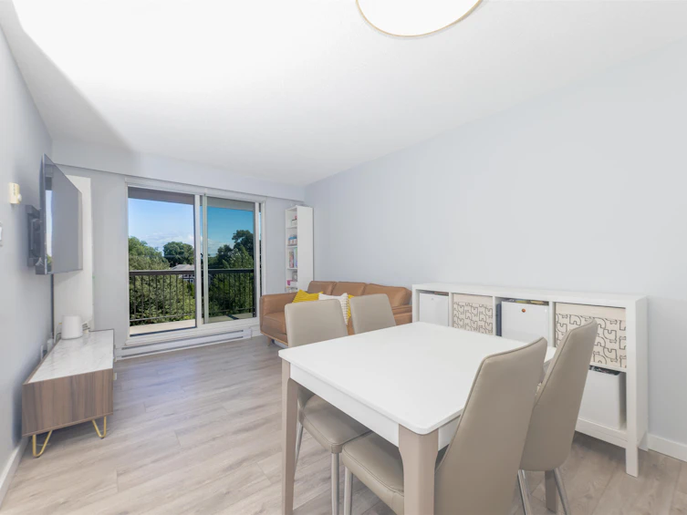 401-8120 Colonial Drive, Richmond, BC, V7C 4V2 - 3