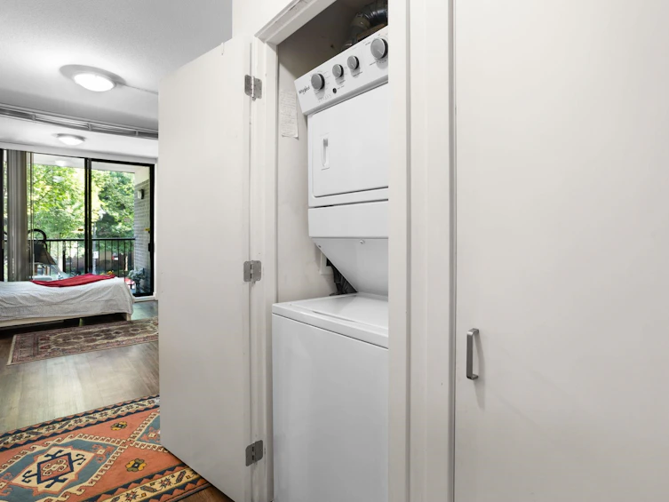205-175 W 1st Street, North Vancouver, BC, V7M 3N9 - 22