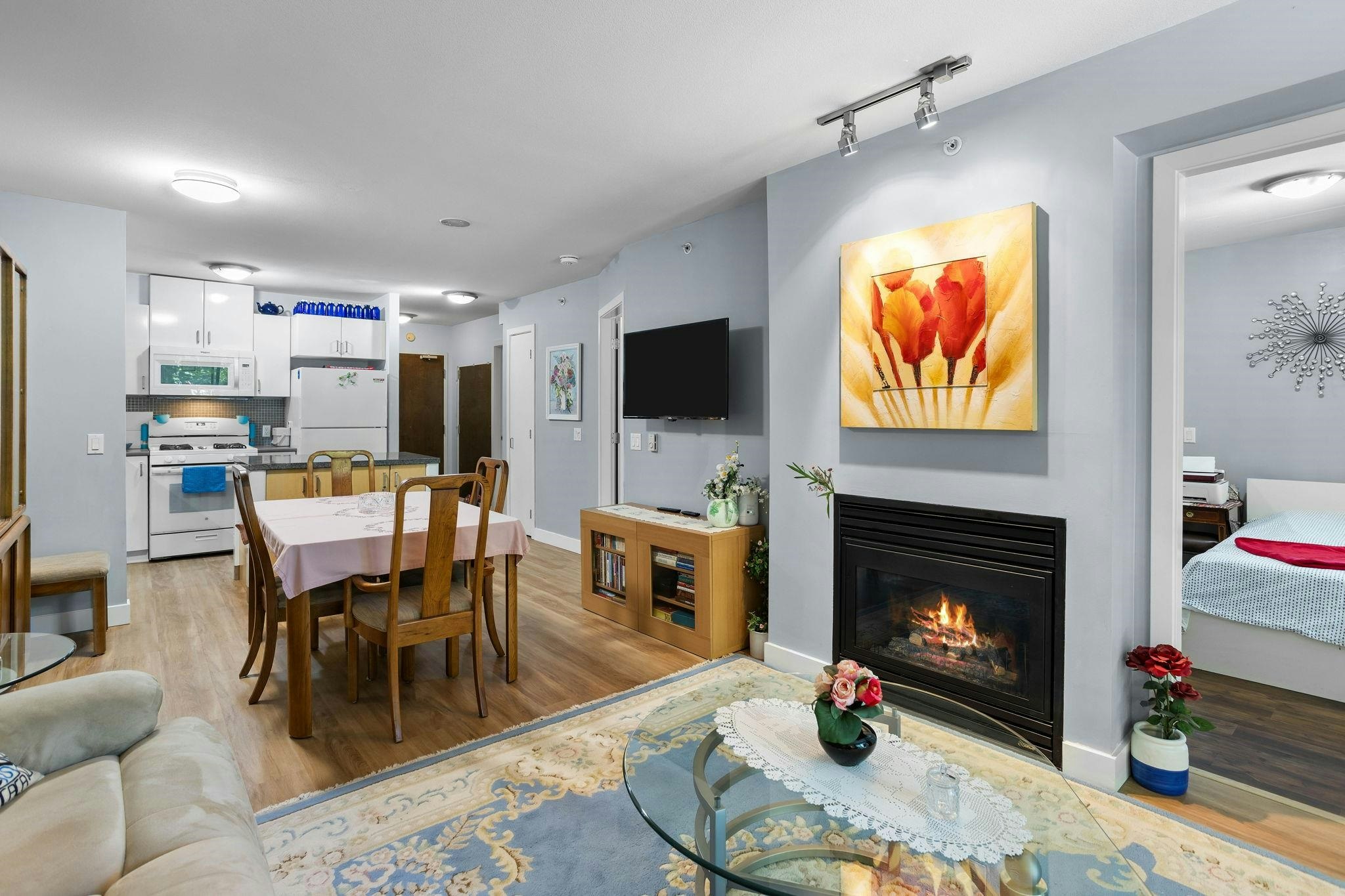 205-175 W 1st Street, North Vancouver, BC, V7M 3N9 - 7