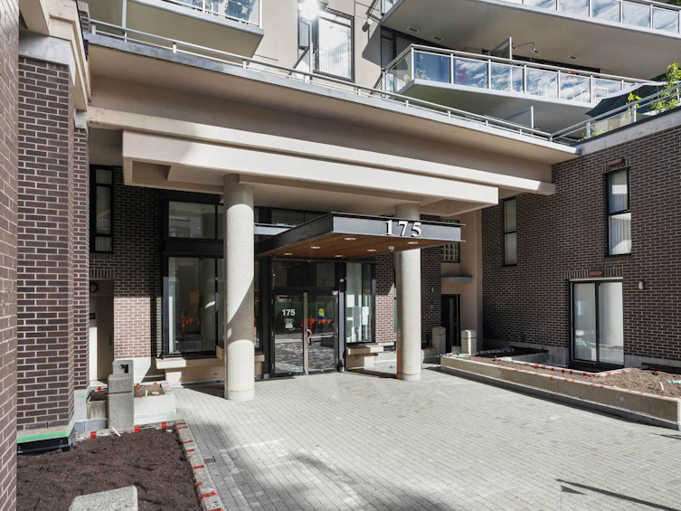 205-175 W 1st Street, North Vancouver, BC, V7M 3N9 - 31