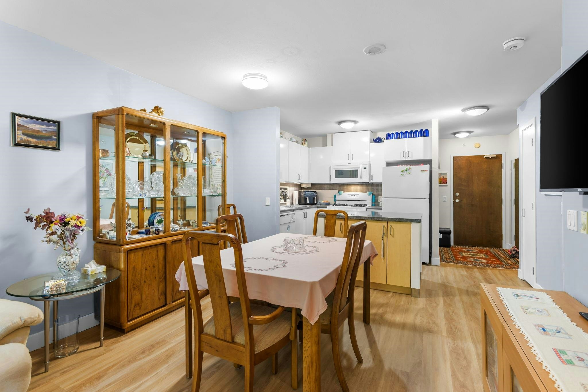 205-175 W 1st Street, North Vancouver, BC, V7M 3N9 - 8
