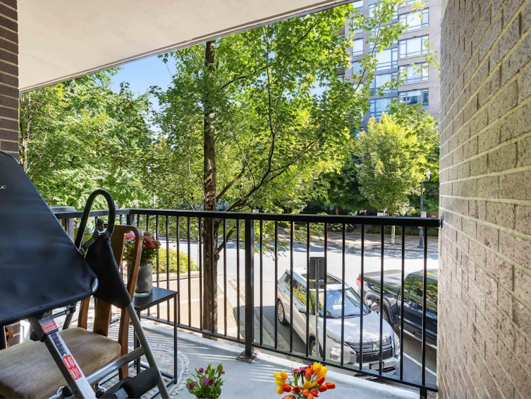 205-175 W 1st Street, North Vancouver, BC, V7M 3N9 - 24