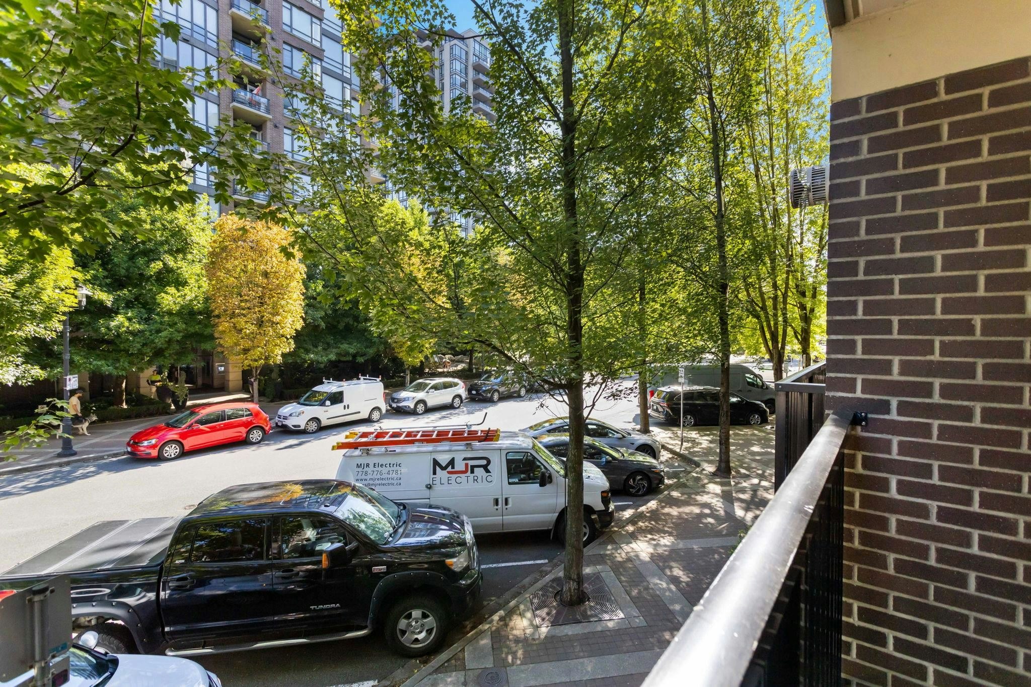 205-175 W 1st Street, North Vancouver, BC, V7M 3N9 - 26