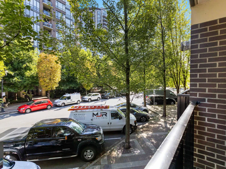 205-175 W 1st Street, North Vancouver, BC, V7M 3N9 - 26