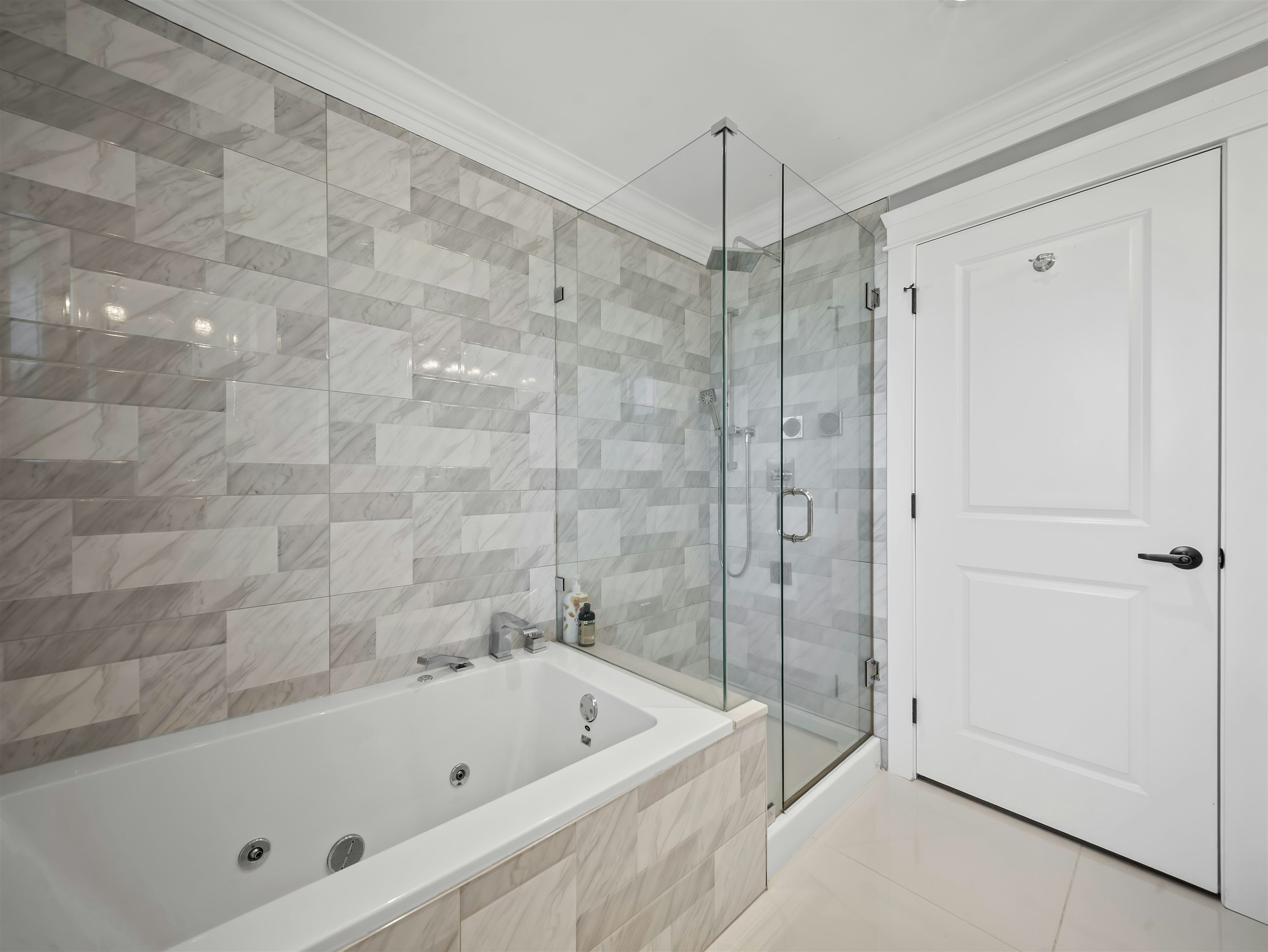 7626 Hedley Avenue, Burnaby, BC, V5E 2R3 - 24