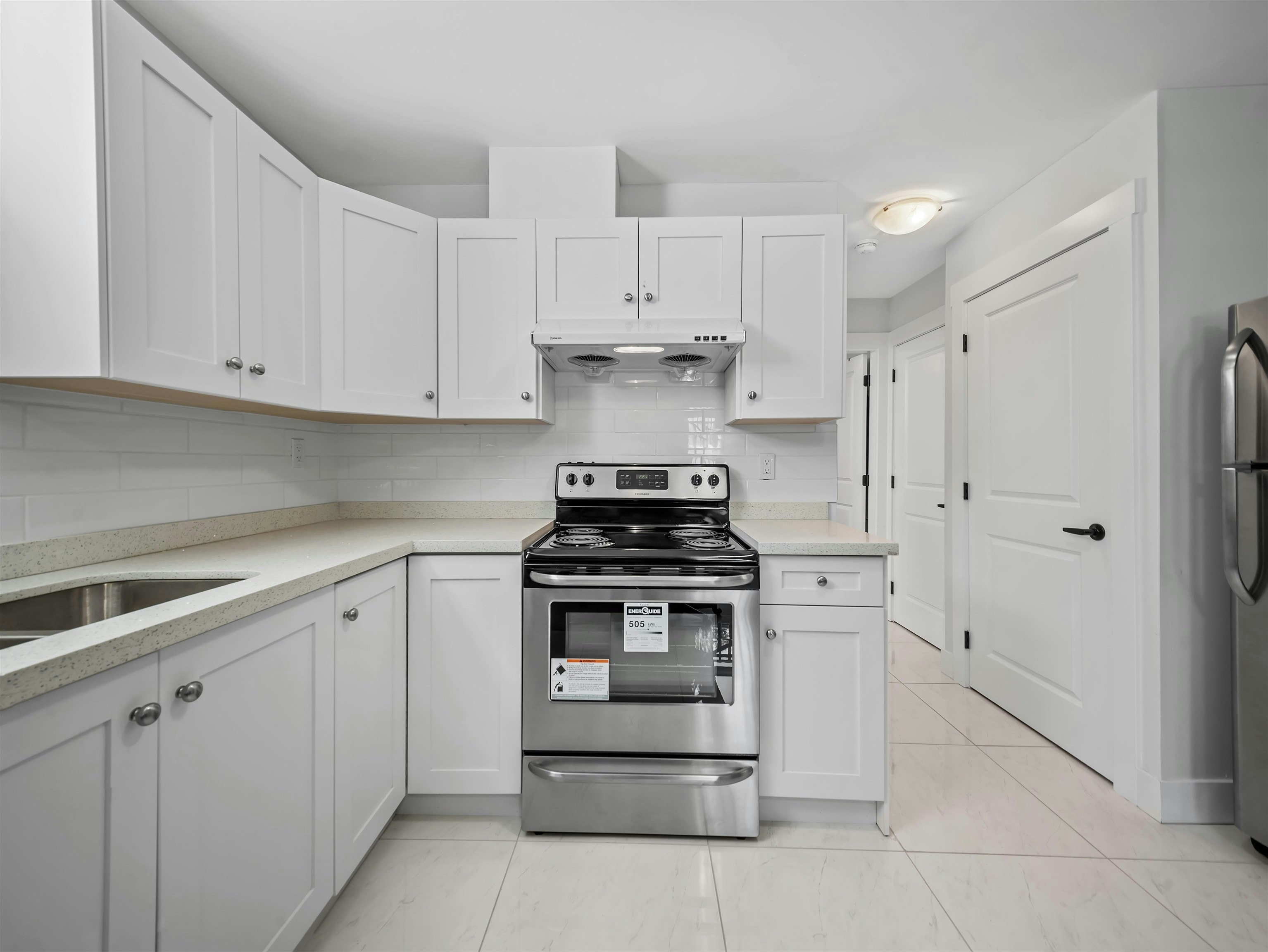 7626 Hedley Avenue, Burnaby, BC, V5E 2R3 - 30