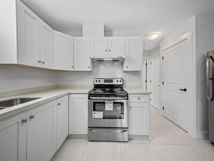 7626 Hedley Avenue, Burnaby, BC, V5E 2R3 - 30
