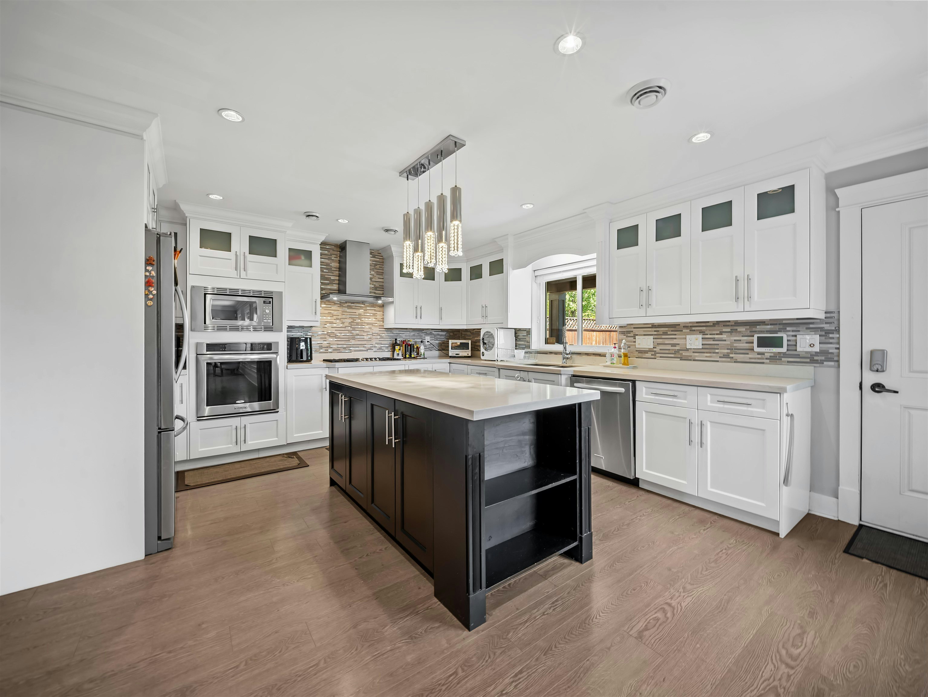 7626 Hedley Avenue, Burnaby, BC, V5E 2R3 - 12