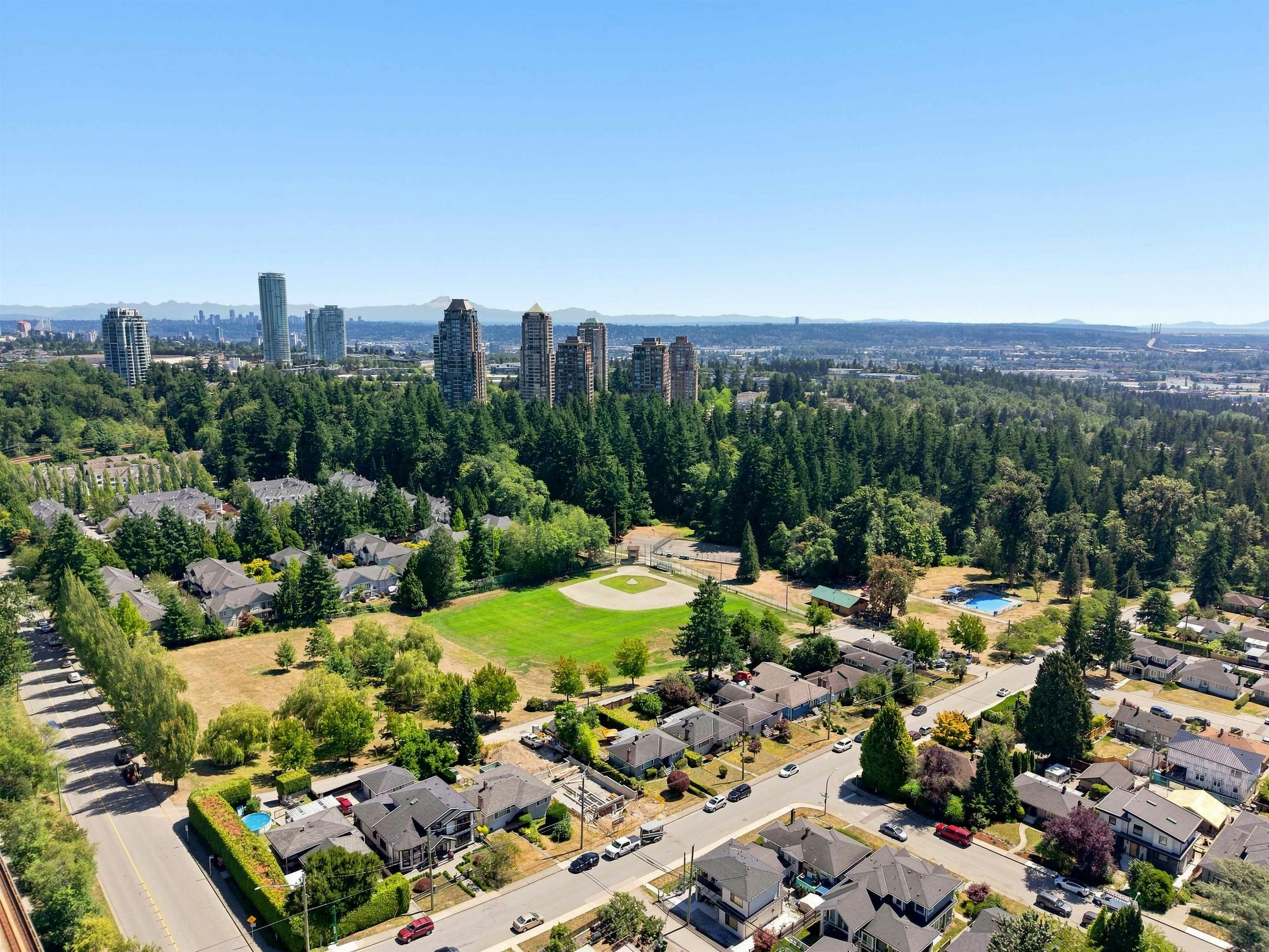 7626 Hedley Avenue, Burnaby, BC, V5E 2R3 - 38