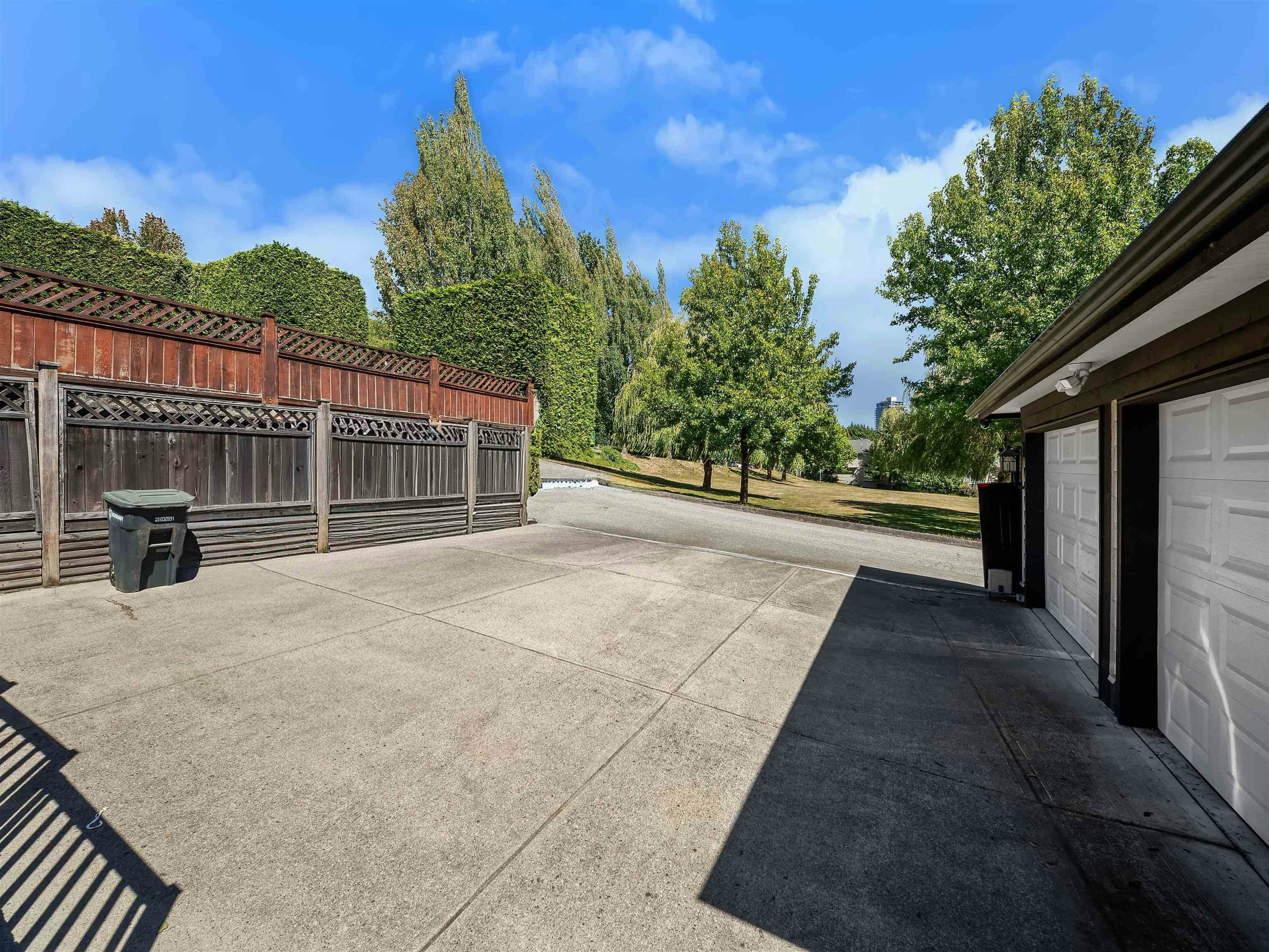 7626 Hedley Avenue, Burnaby, BC, V5E 2R3 - 34