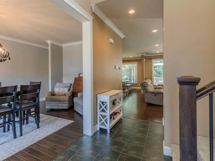 35159 Mcewen Avenue, Mission, BC, V2V 6R4 - 8